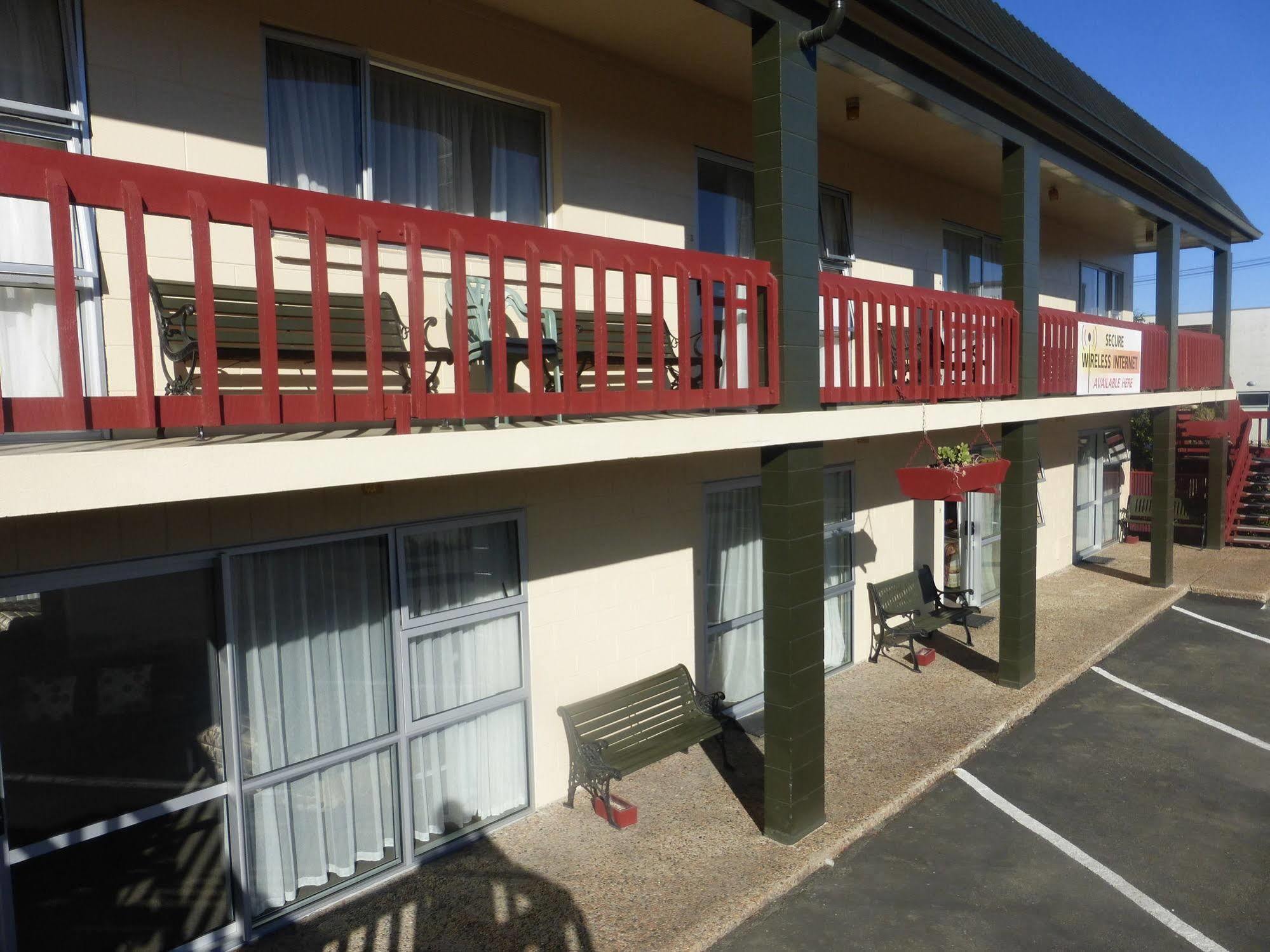 Alpine Motel Oamaru Exterior foto